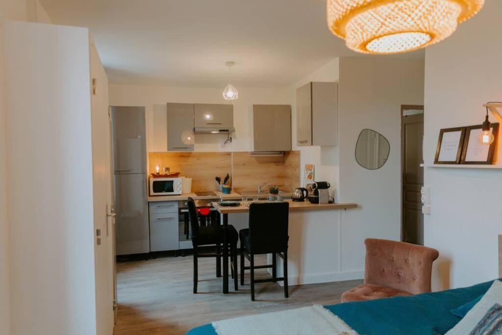 Les Berges Du Roubion Studio Cosy Et Moderne Montelimar Bagian luar foto